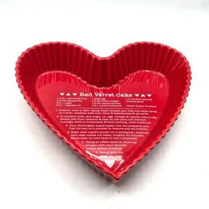 Red Heart Shaped Cake Baking Dish Valentine's Day Red Velvet Cake Recipe